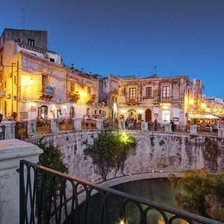 Casa "Il Castello" Apartment Syracuse Bagian luar foto